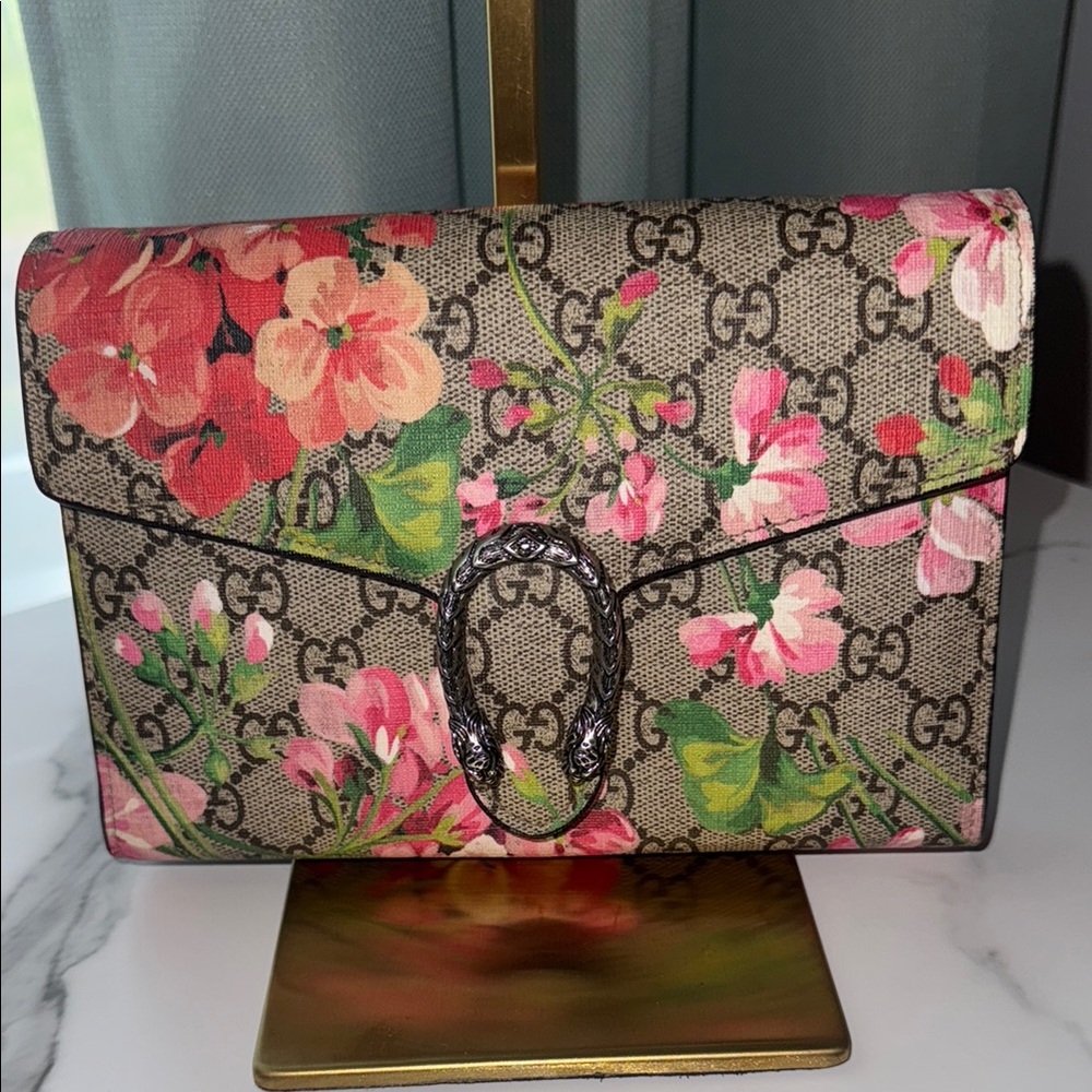 Gucci Bloom Dionysus coated Canvas clutch with Original Chain Strap